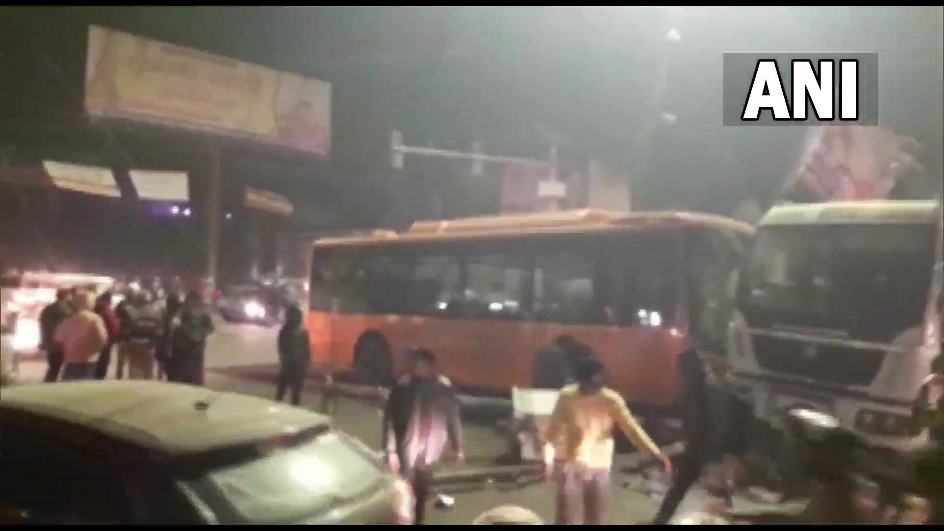 6 dead, several injured in electric bus accident in Kanpur