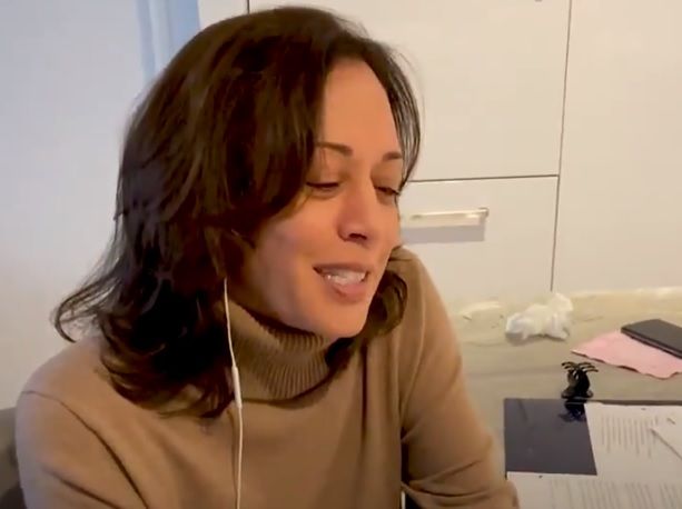 Nurse, artist get surprise Thanksgiving calls from Kamala Harris