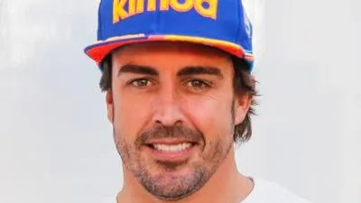 ‘Age doesn’t matter’: Alonso returns to F1 with Renault ‘family’