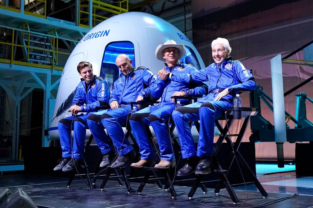 Ahead of Blue Origin liftoff, FAA says no more commercial astronaut wings