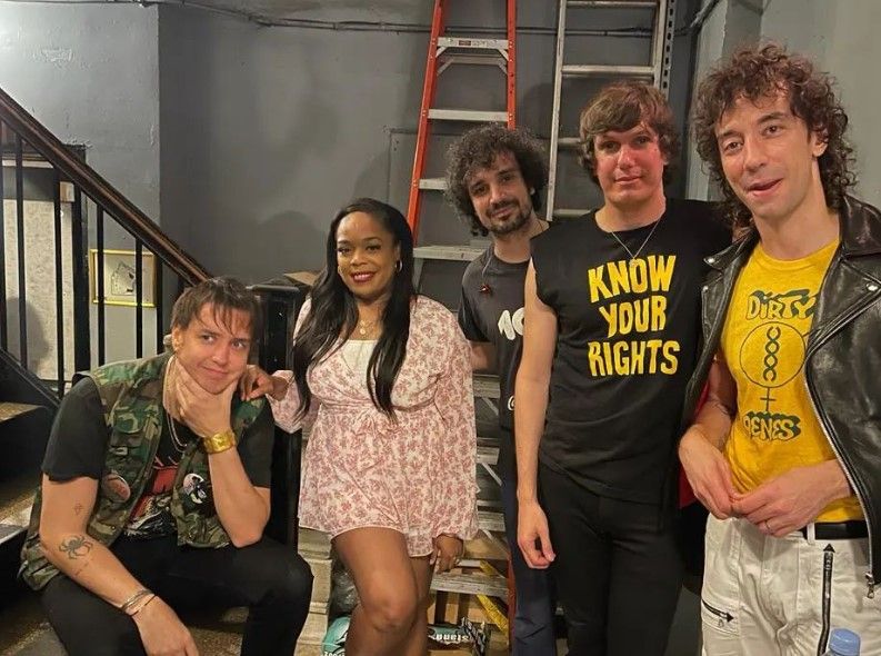 The Strokes support Kina Collins for Illinois’ Democratic primary | Watch