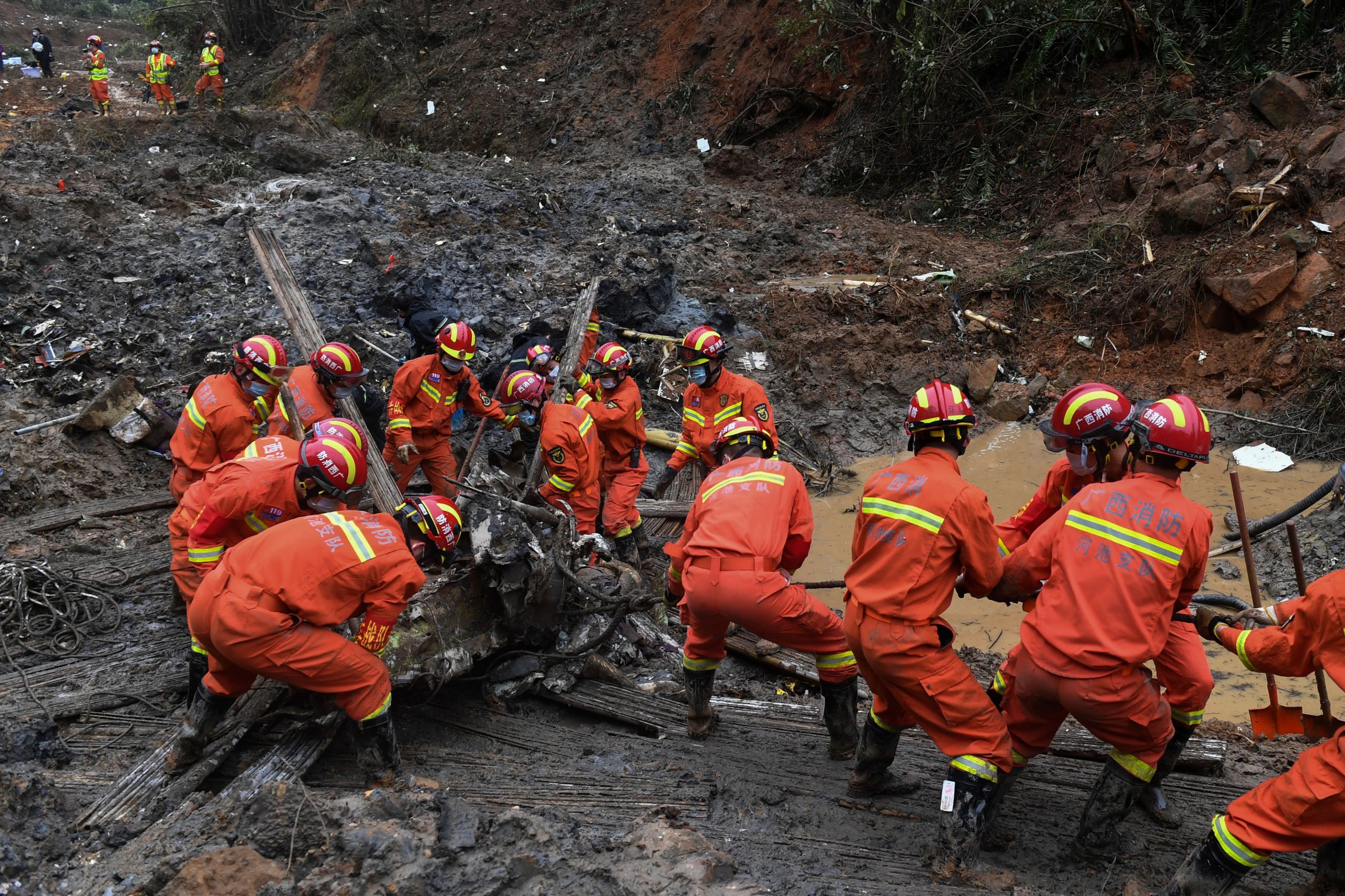 China plane crash: Search teams yet to find second black box from crash site