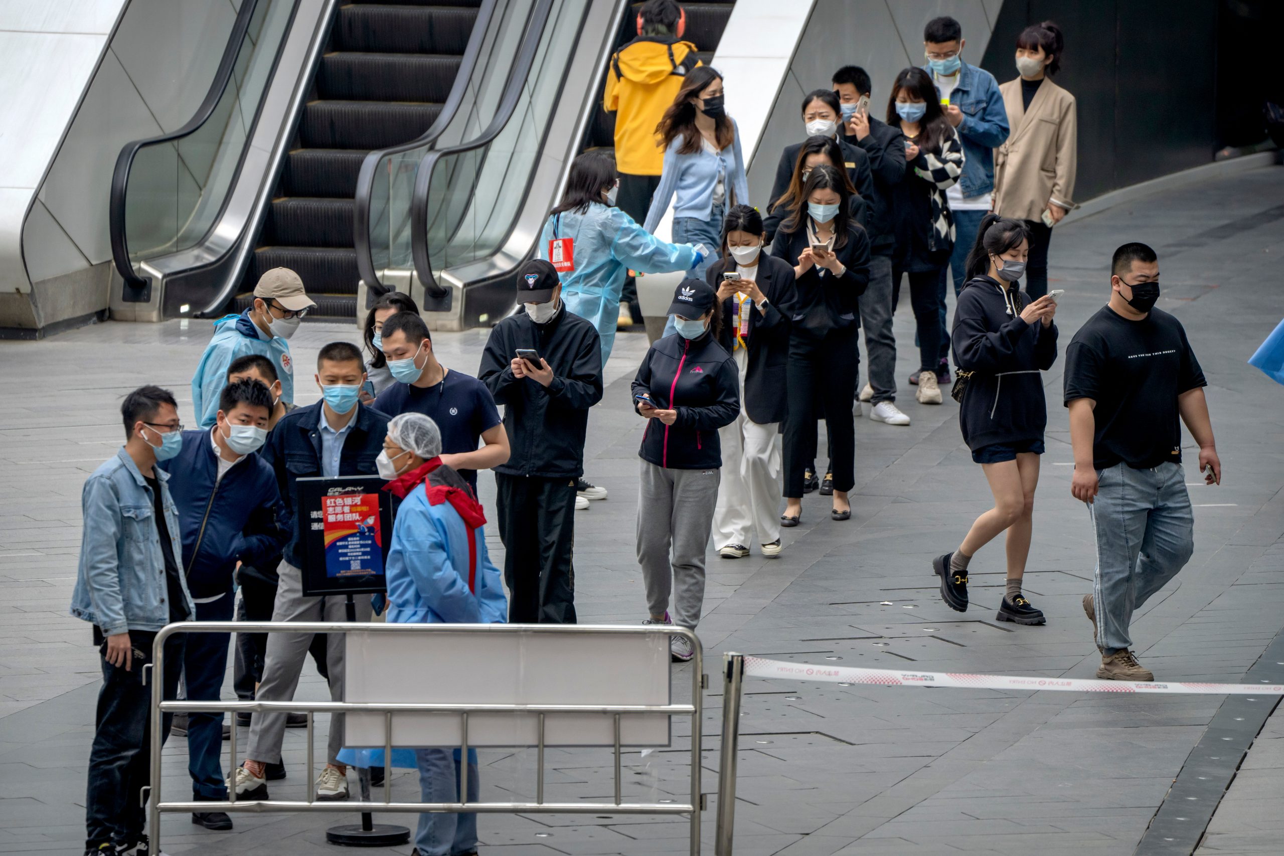 Shanghai’s COVID troubles shift to Beijing in worsening outbreak