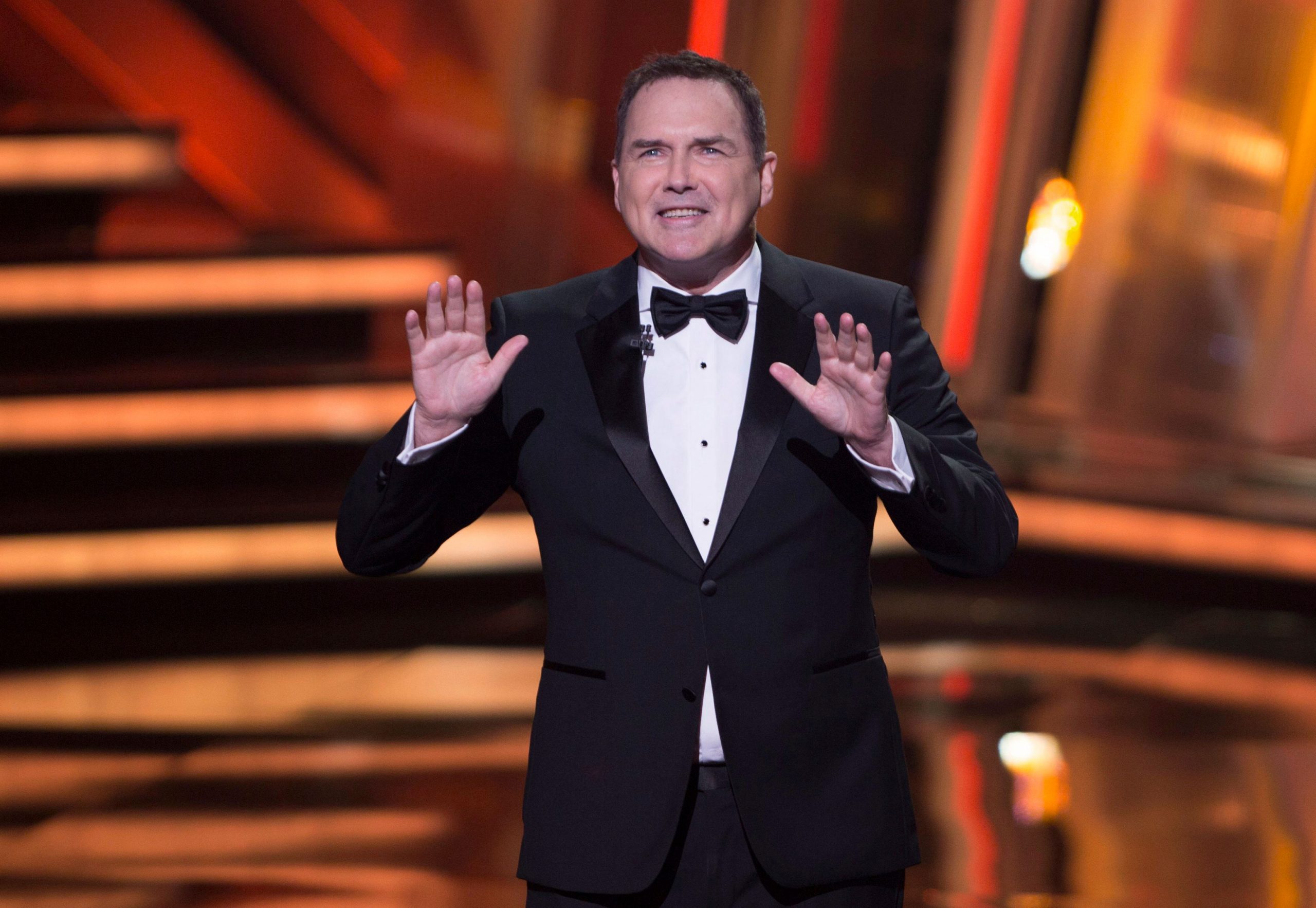 Comedian Norm Macdonald dies after 9 years of cancer battle
