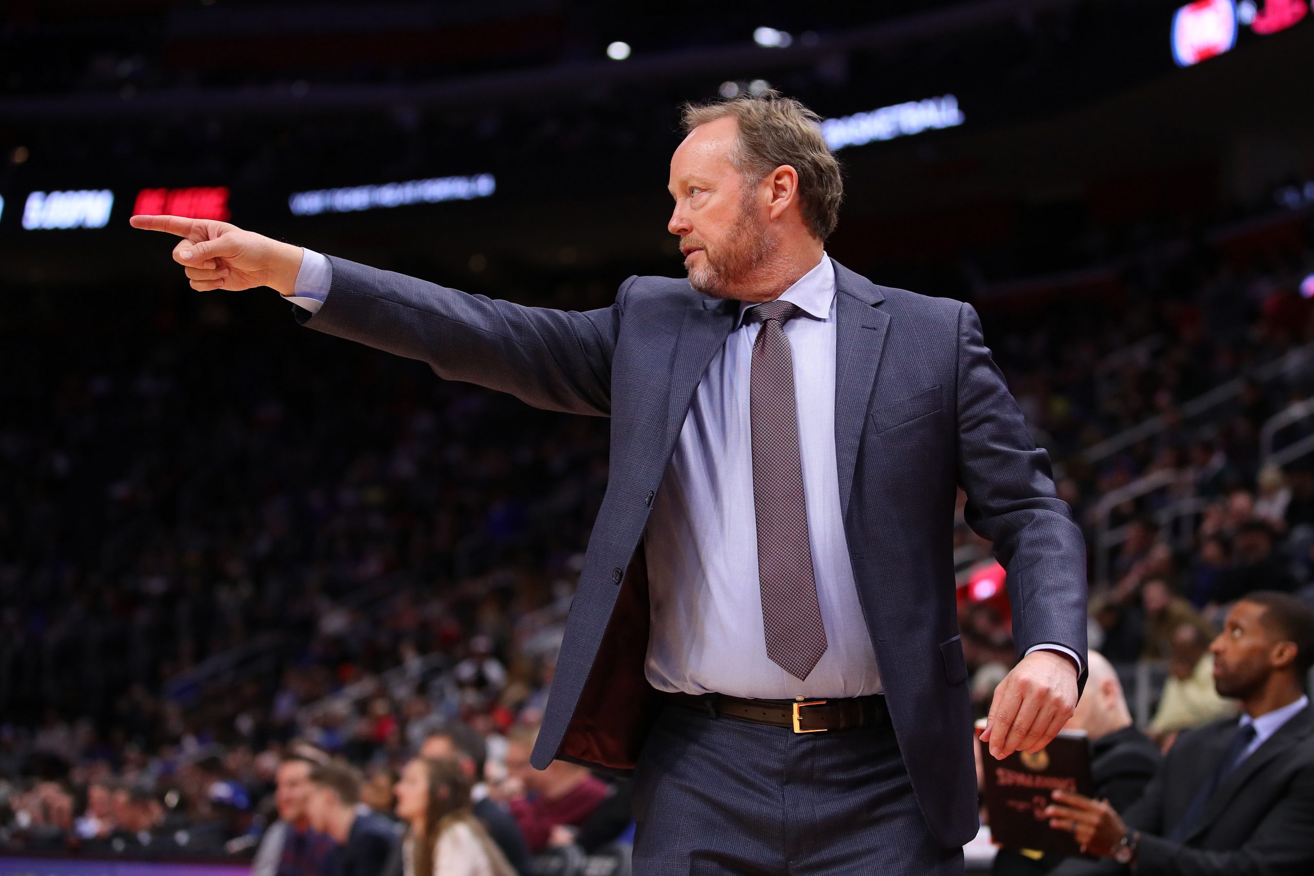 Mike Budenholzer looks disgusted after drinking Dasani, internet brands it ‘poop water’