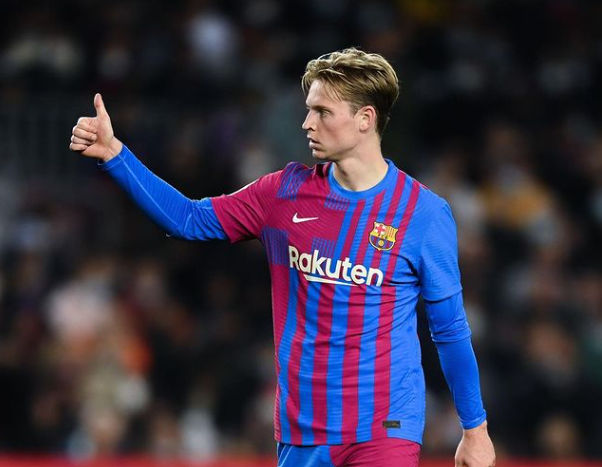 Man Utd close to Frenkie de Jong deal after agreeing fee with Barca: Report