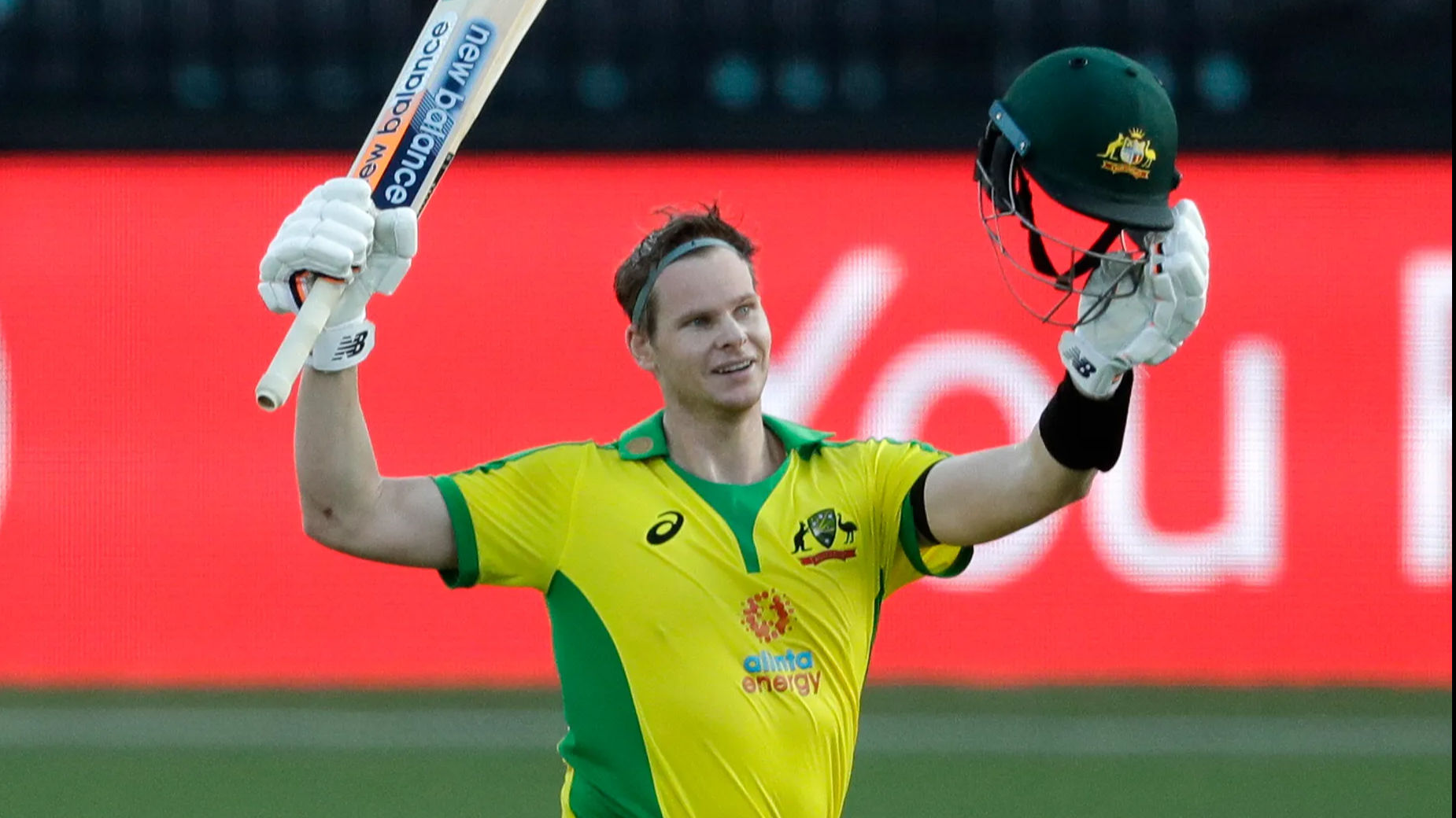 Steve Smith, Aaron Finch star as Australia cruise to 66-run victory against India