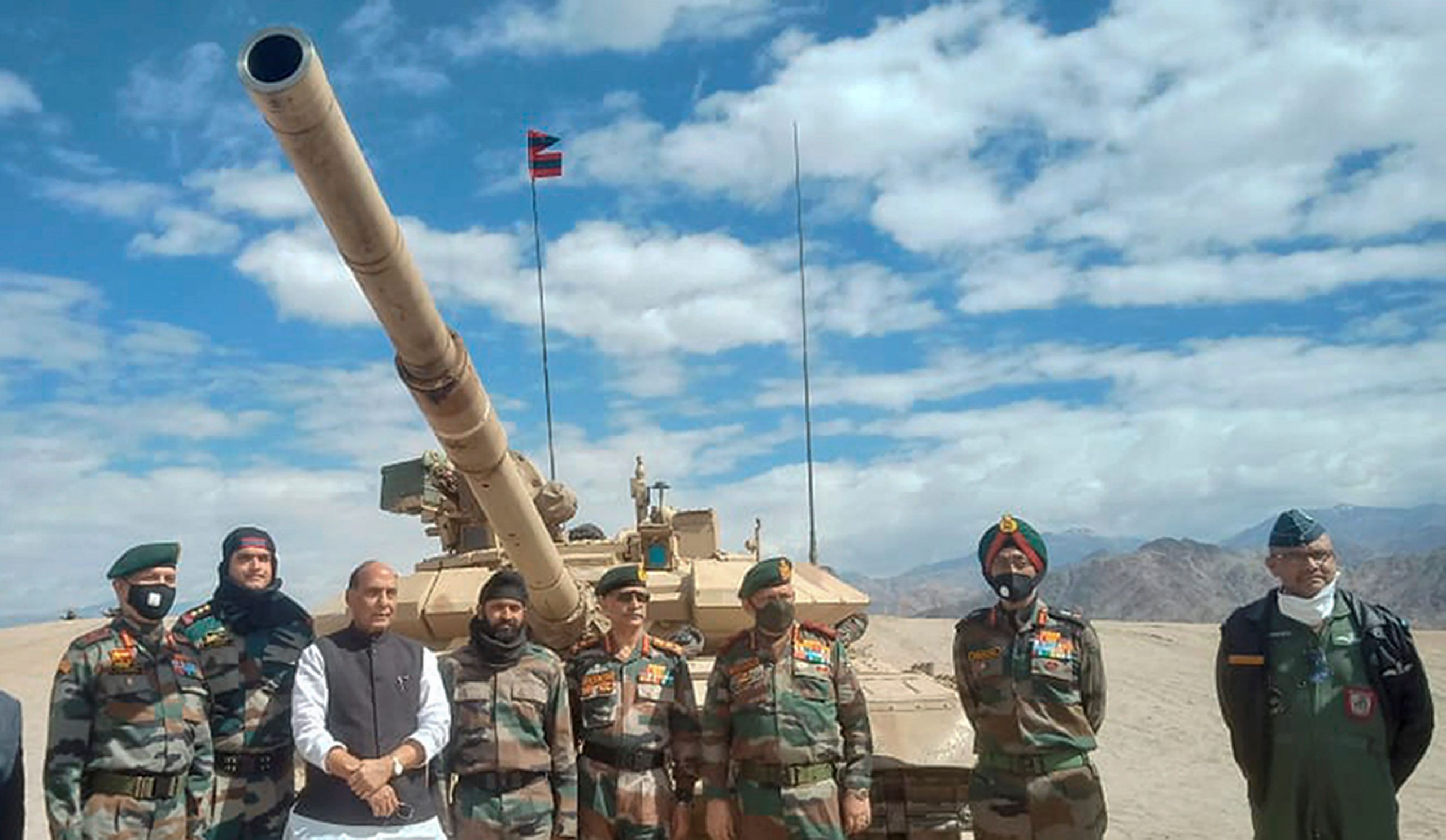Watch: Defence minister Rajnath Singh inspects a Pika machine gun at Leh
