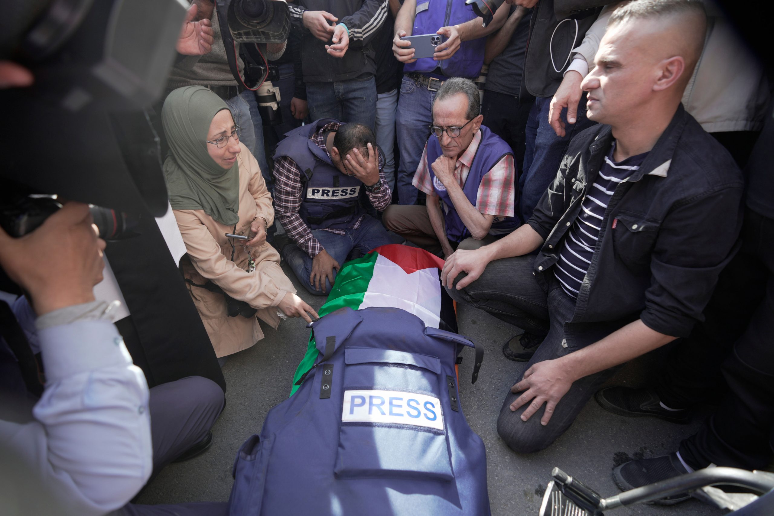 Al-Jazeera journalist killed during Israeli raid in West Bank
