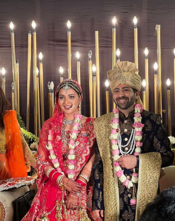 Television actor Mansi Srivastava ties the knot, wedding pictures go viral