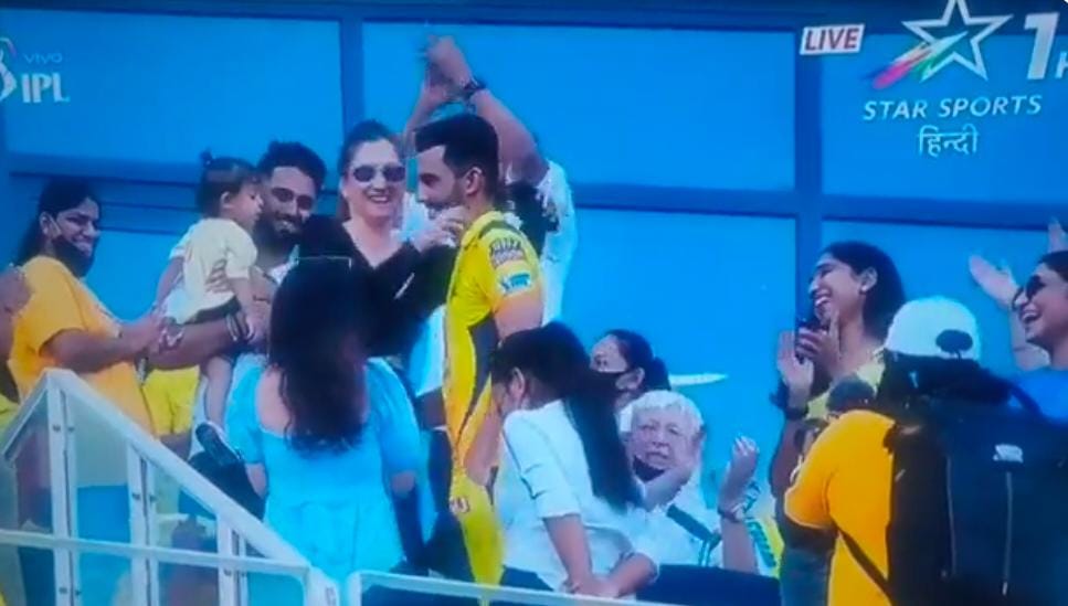 Pitch perfect moment! Deepak Chahar proposes to girlfriend in the stands