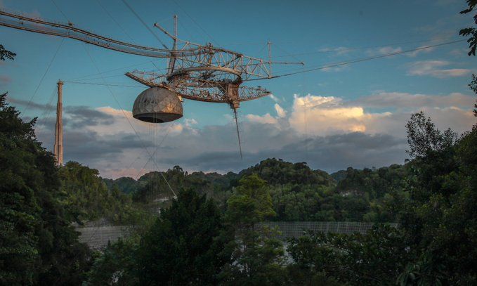 Puerto Rico’s famed Arecibo telescope collapses and breaks into pieces