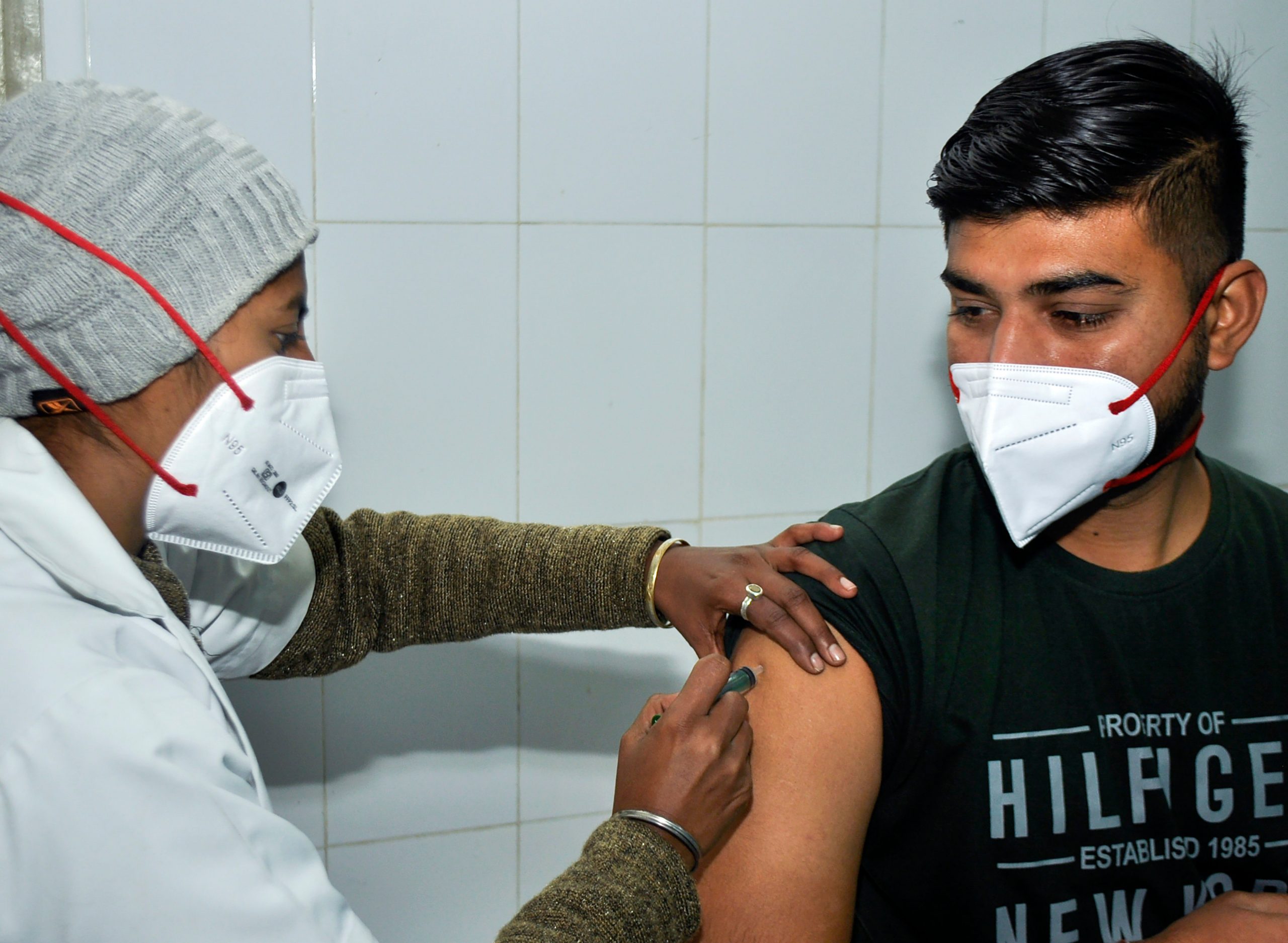 Covishield vaccine to cost Rs 219-292 to govt, double in private market: Adar Poonawalla