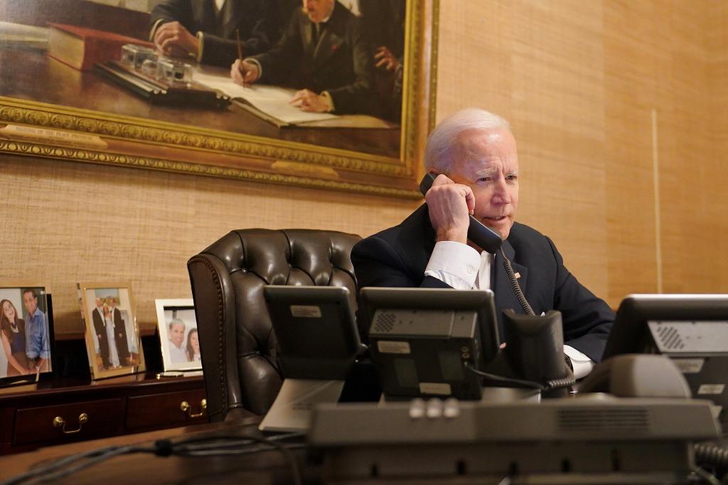 US President Joe Biden visits storm-hit Texas, pledges to stick with Texans
