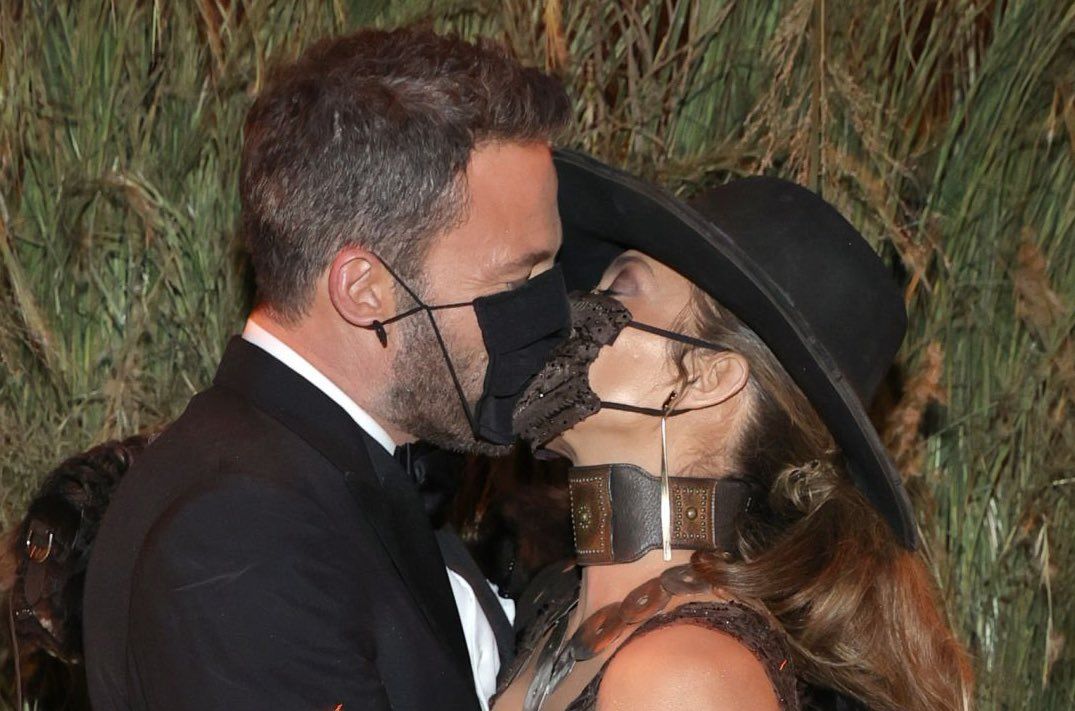 Romance, but safe: Jennifer Lopez, Ben Affleck’s COVID kiss at Met Gala 2021