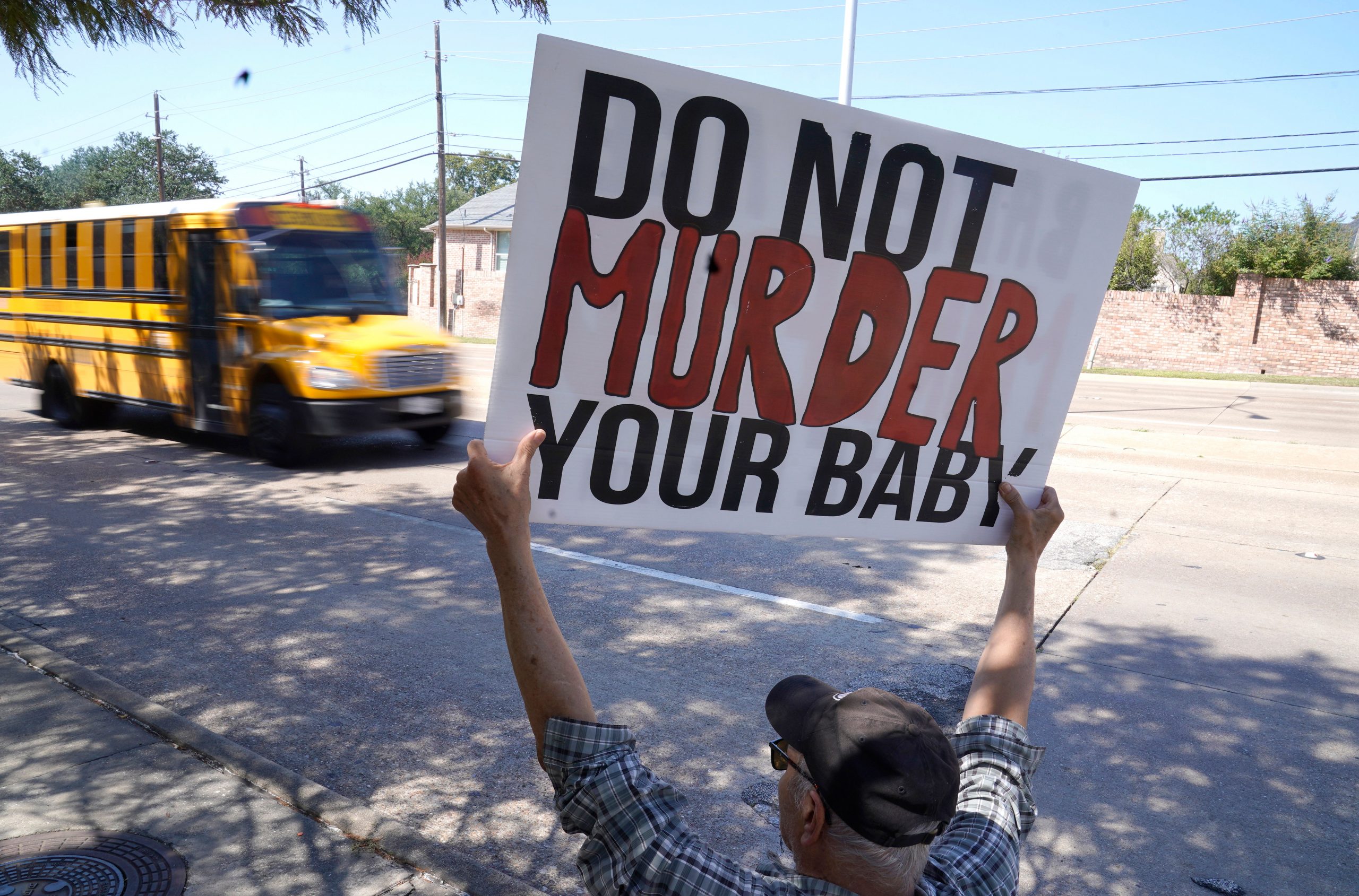 Texas asks federal court to reinstate abortion law