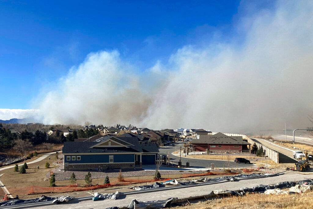 2 Colorado cities evacuated by wind-driven wildfire