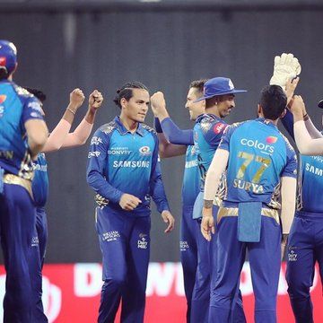 Mumbai  Indians wrestle top spot from Delhi Capitals with 5-wicket win