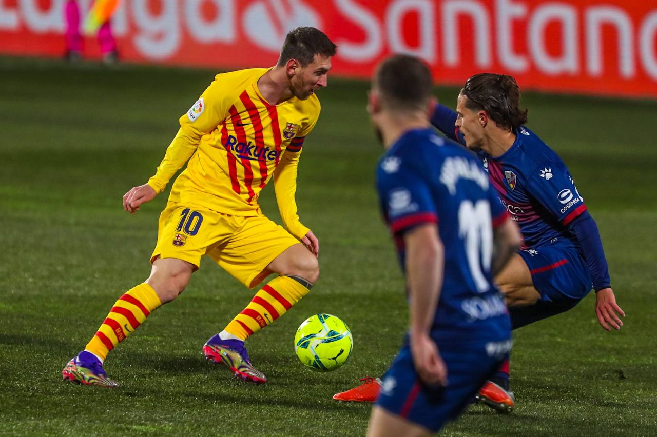 Barca marks Messi’s 500th Liga appearance with win over Huesca