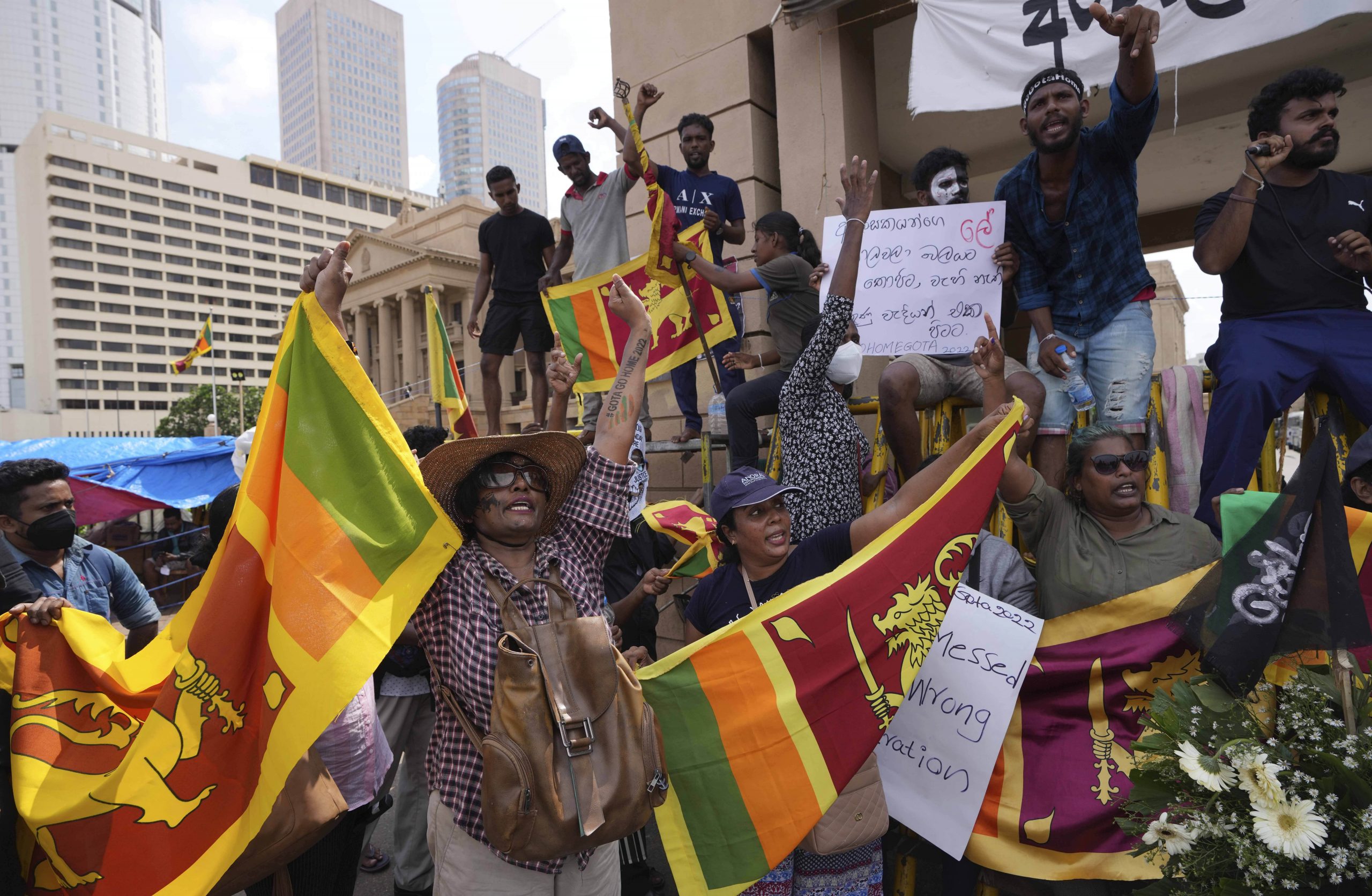 Demonstrations to continue as Sri Lankans face fuel shortage