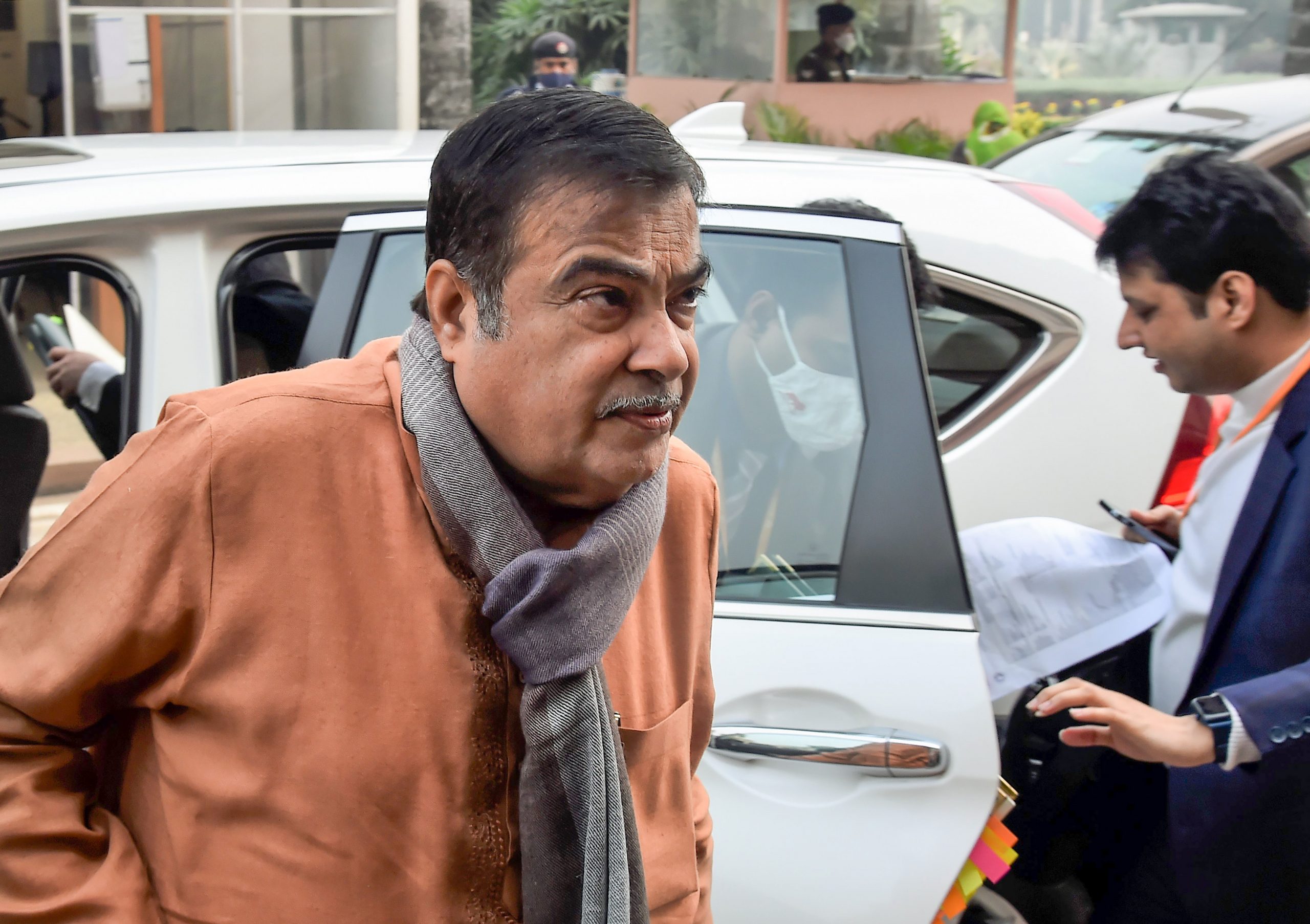 IRF urges Union Minister Nitin Gadkari to relook on mandatory fitment of six airbags for vehicles