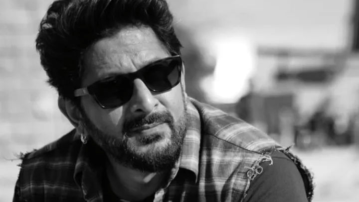Arshad Warsi faces criticism after explaining Russia-Ukraine crisis with meme
