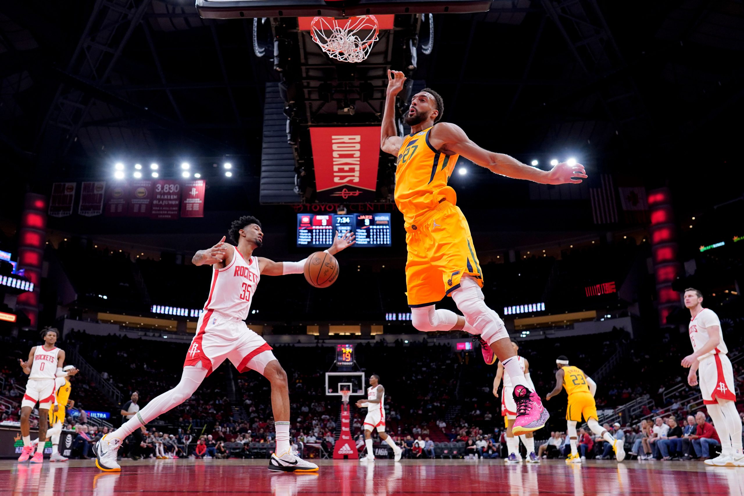 NBA: Mitchell, Conley lead Utah Jazz to 132-127 win over Houston Rockets