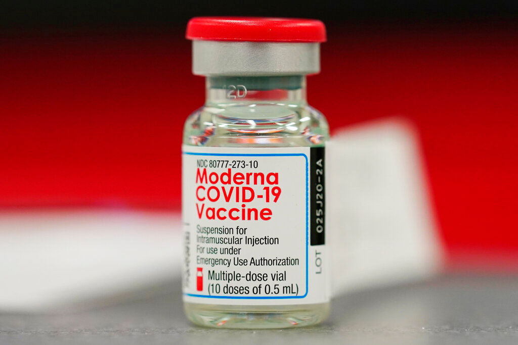 Moderna, J&J booster shots receive final approval from CDC
