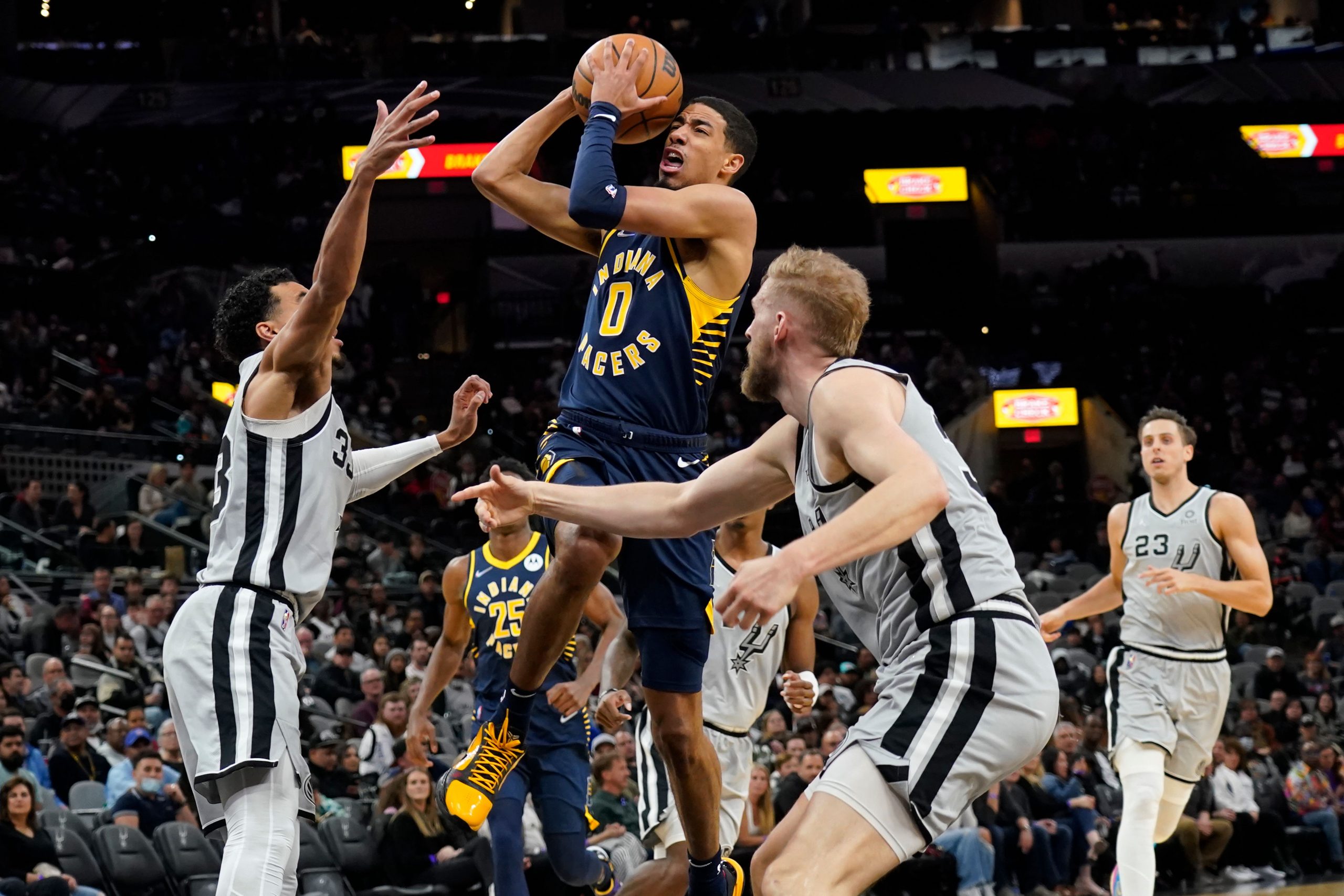 NBA: Tyrese Haliburton pushes Indiana Pacers to victory against San Antonio Spurs