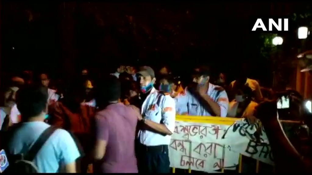 Visva Bharati violence: Governor Dhankhar calls Mamata, university shut indefinitely