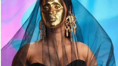 American Music Awards 2021: Cardi B wears full face gold mask at red carpet