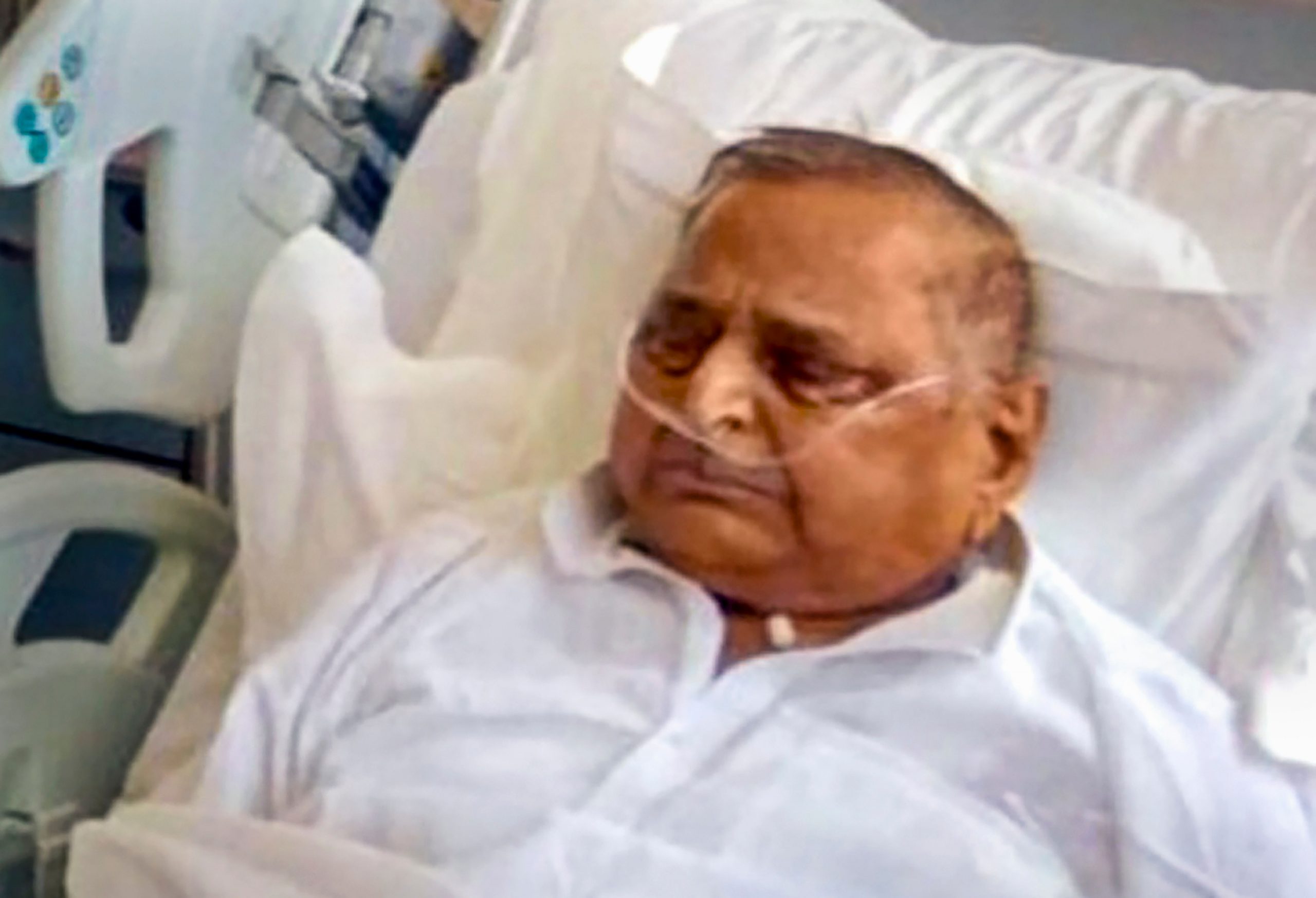 Mulayam Singh Yadav shifted to ICU at Gurugram’s Medanta hospital