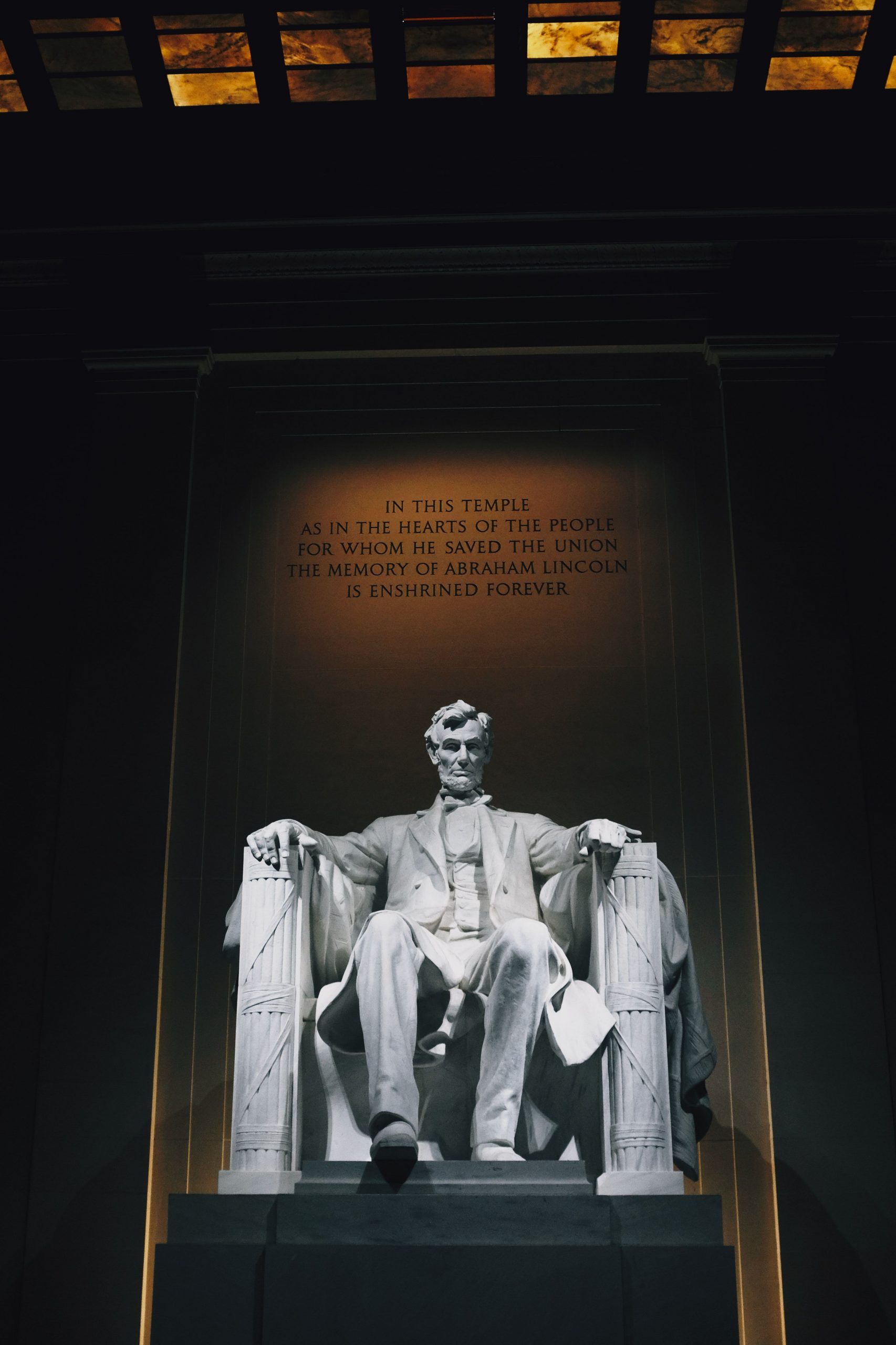 Fact Check: Lincoln Memorial was not vandalised during US protests