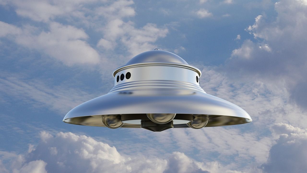 Leaked Pentagon documents show capture of UFO