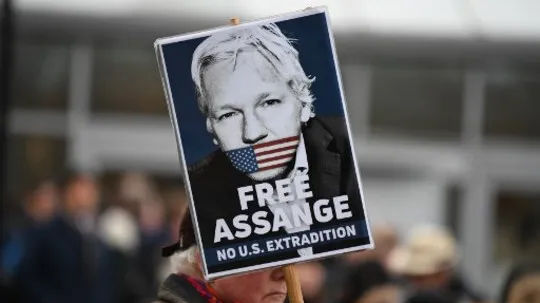Wikileaks founder Assange to resume legal battle against US extradition bid in London court