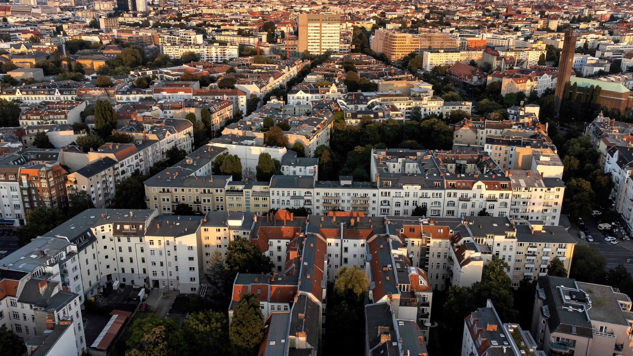 Berliners want city to takeover 240,000 corporate-owned flats to curb rents