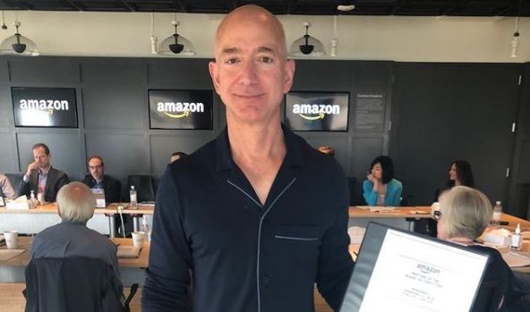 Amazon’s Jeff Bezos seeks $1.7 million from girlfriends brother to repay lawsuit fee