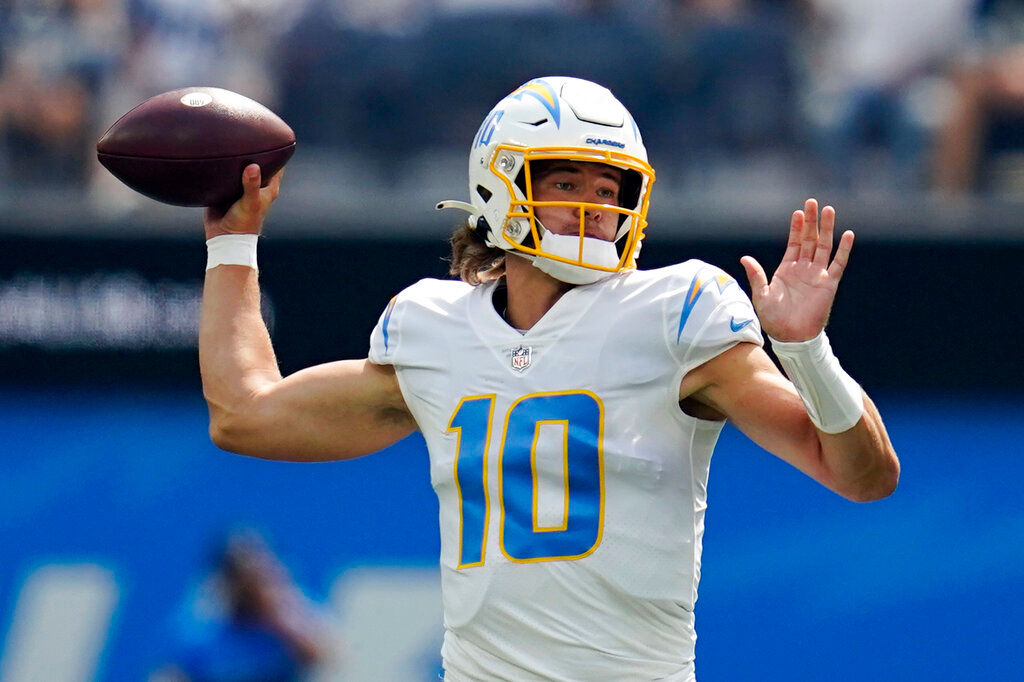 NFL: Herbert, Chargers continue to toil with red zones