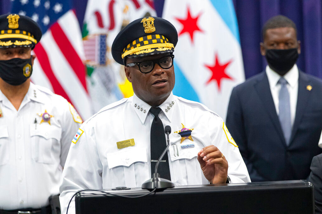 Amid vaccine standoff, 21 Chicago Police put on ‘no pay status’