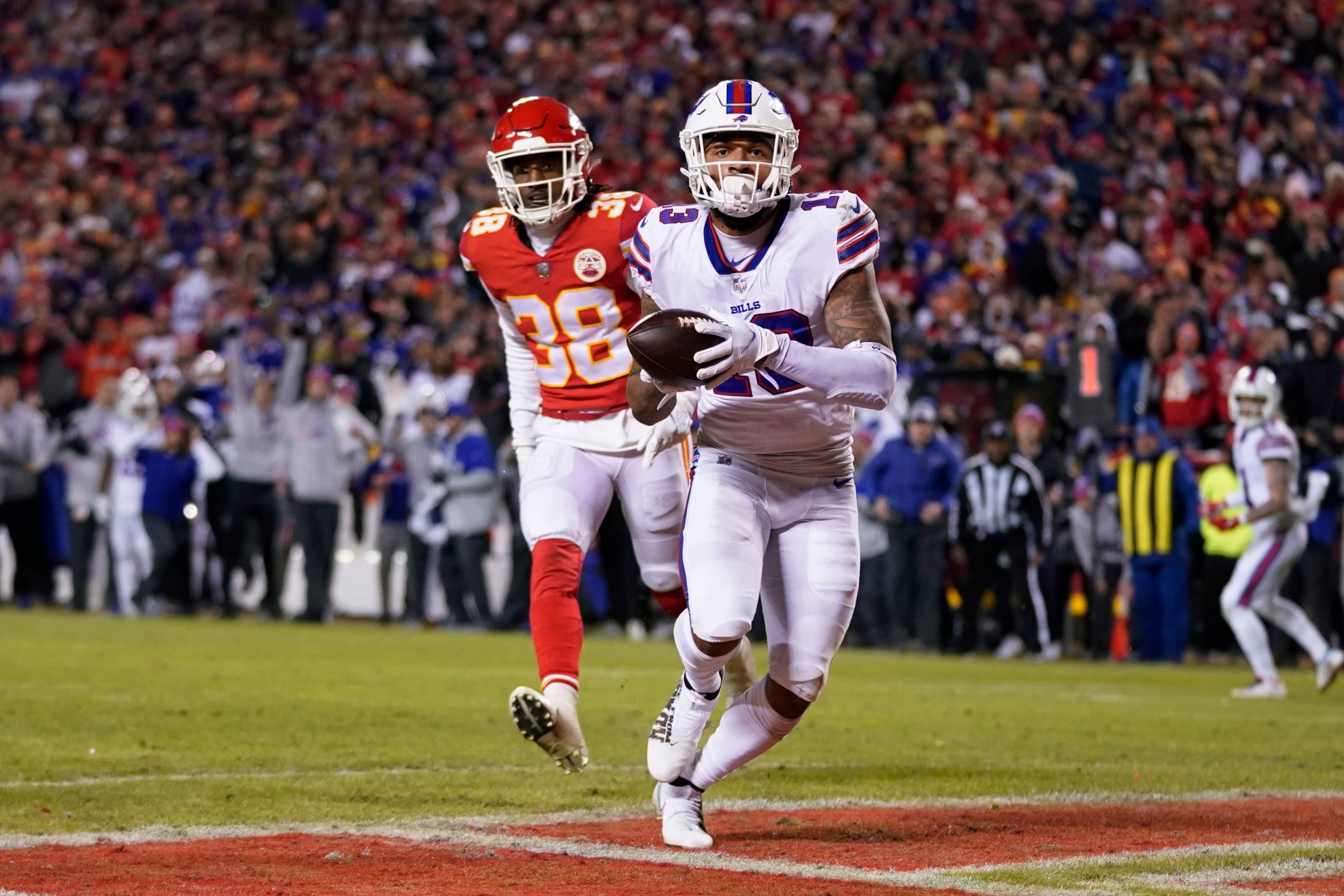 NFL: Kansas City Chiefs host Cincinnati Bengals, San Francisco 49ers at Rams for spots in Super Bowl