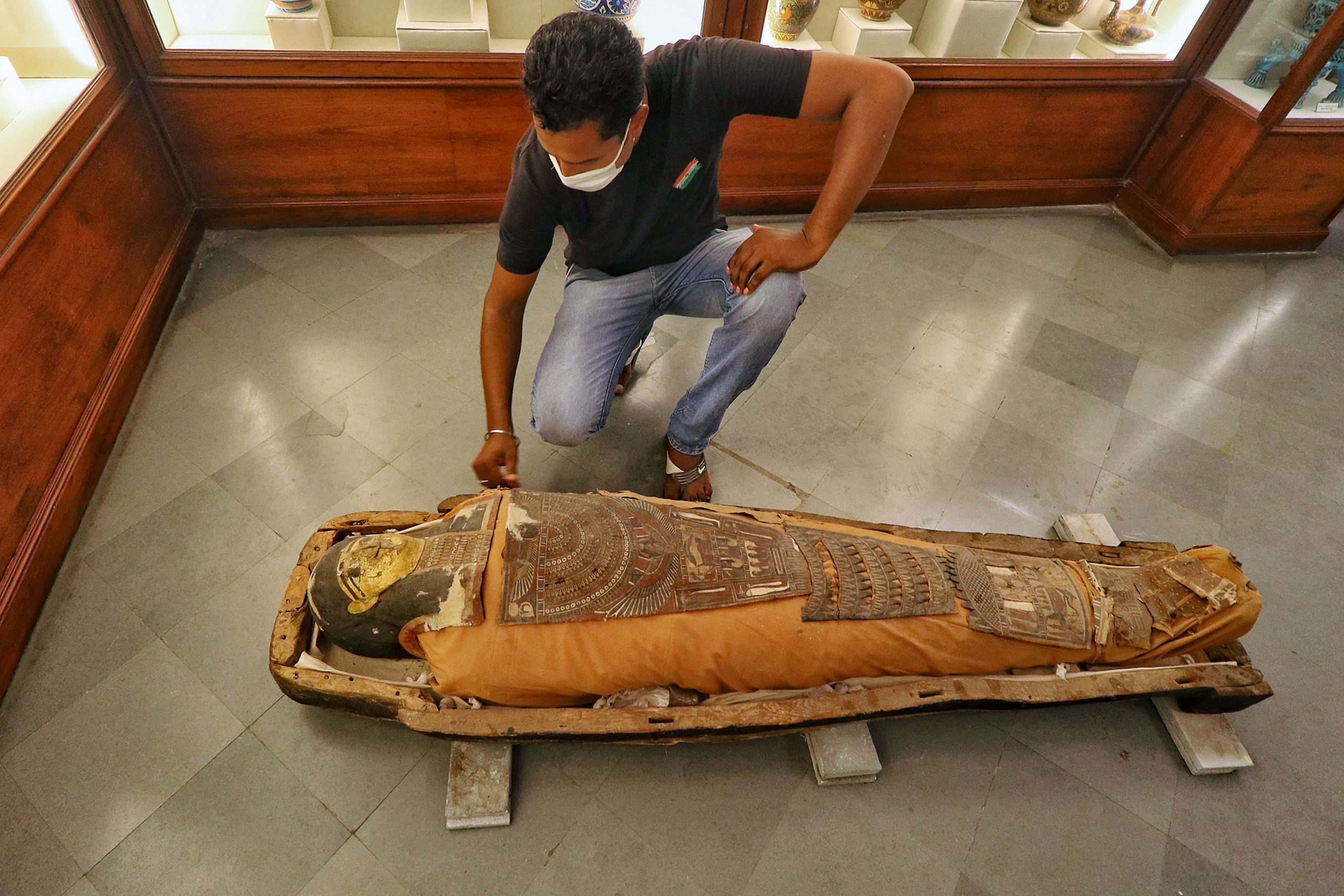 Italian hospital uses CT scan to study Egyptian mummy