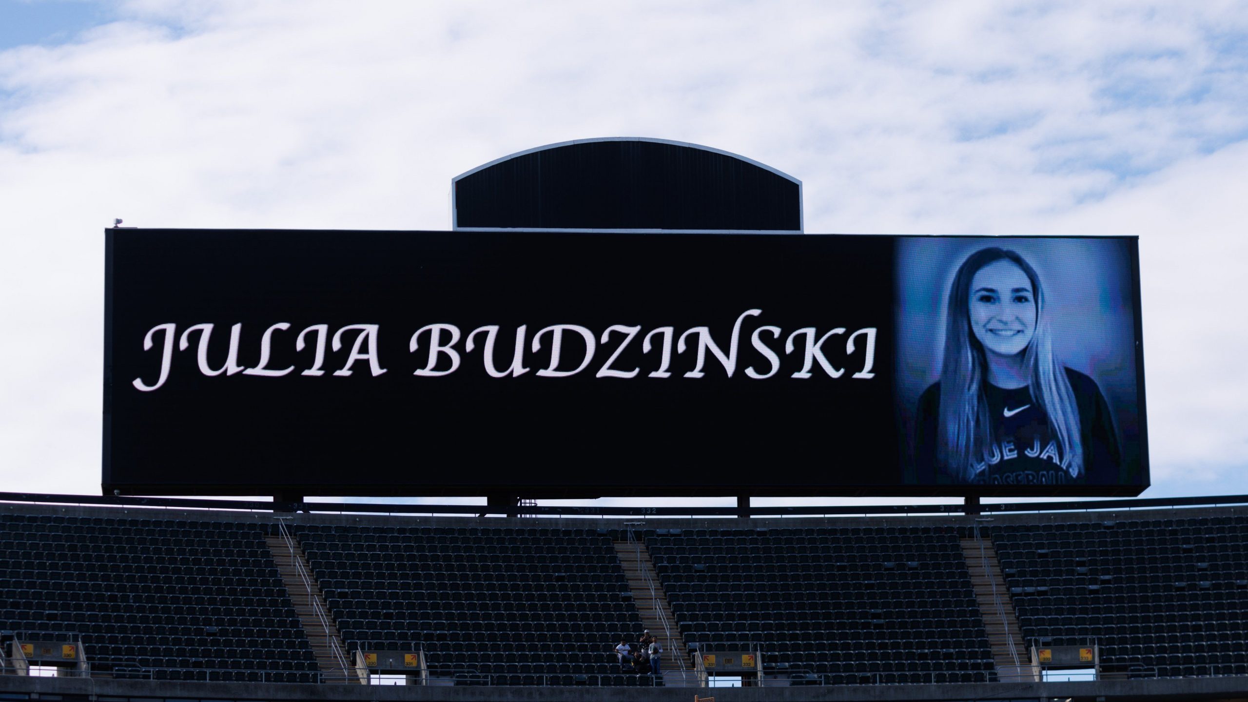Who was Julia Budzinski, Blue Jays coach Mark Budzinski's 17-year-old  daughter dead in boating accident?