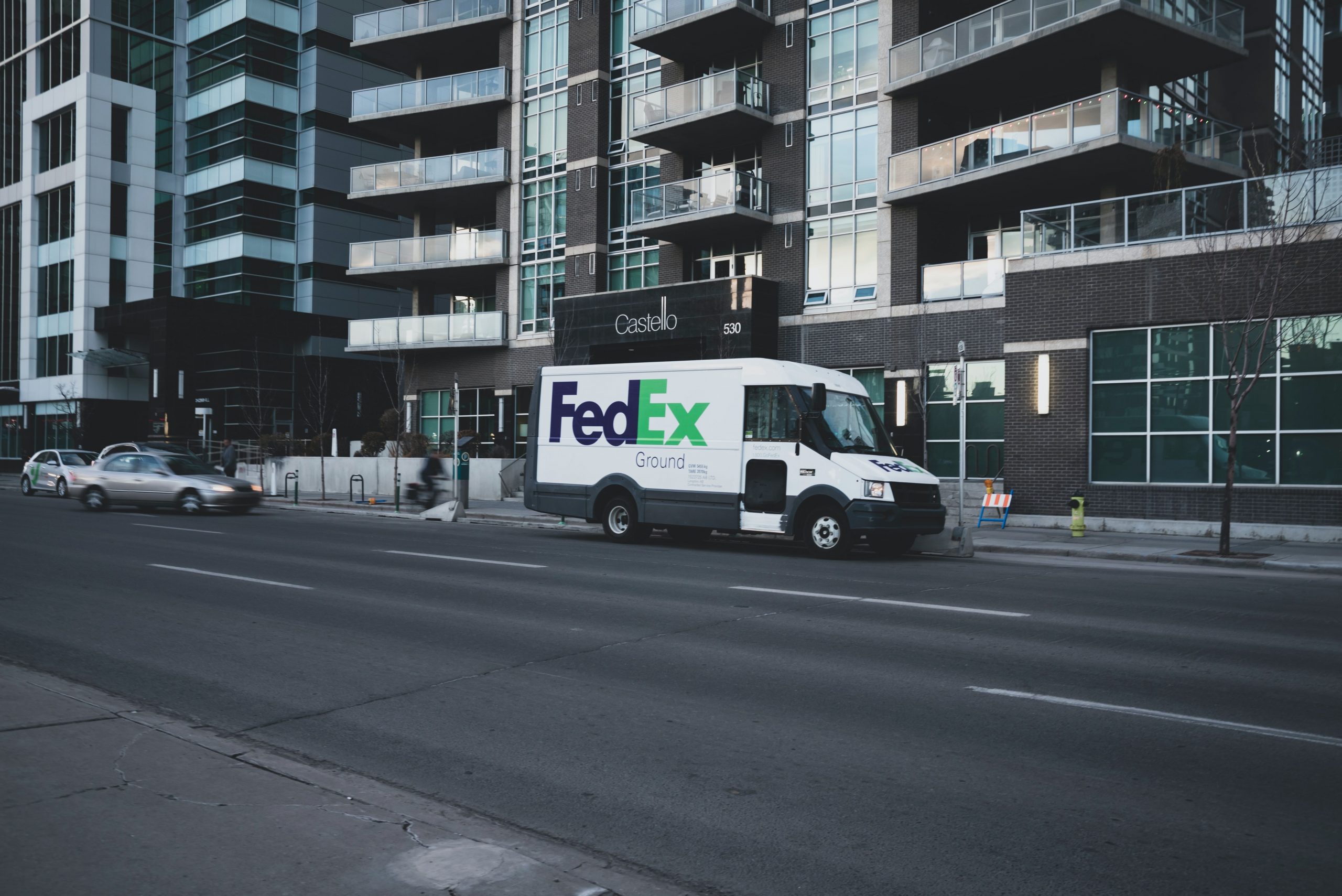 FedEx ‘fires’ driver who refused deliveries to Black Lives Matter supporters