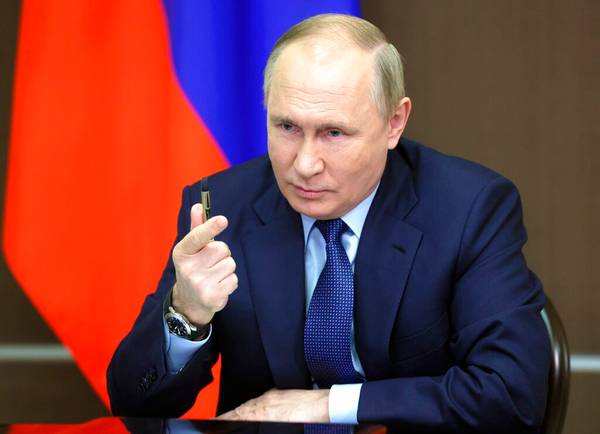 Sanctions on Russia are equal to “declaration of war,” says Vladimir Putin