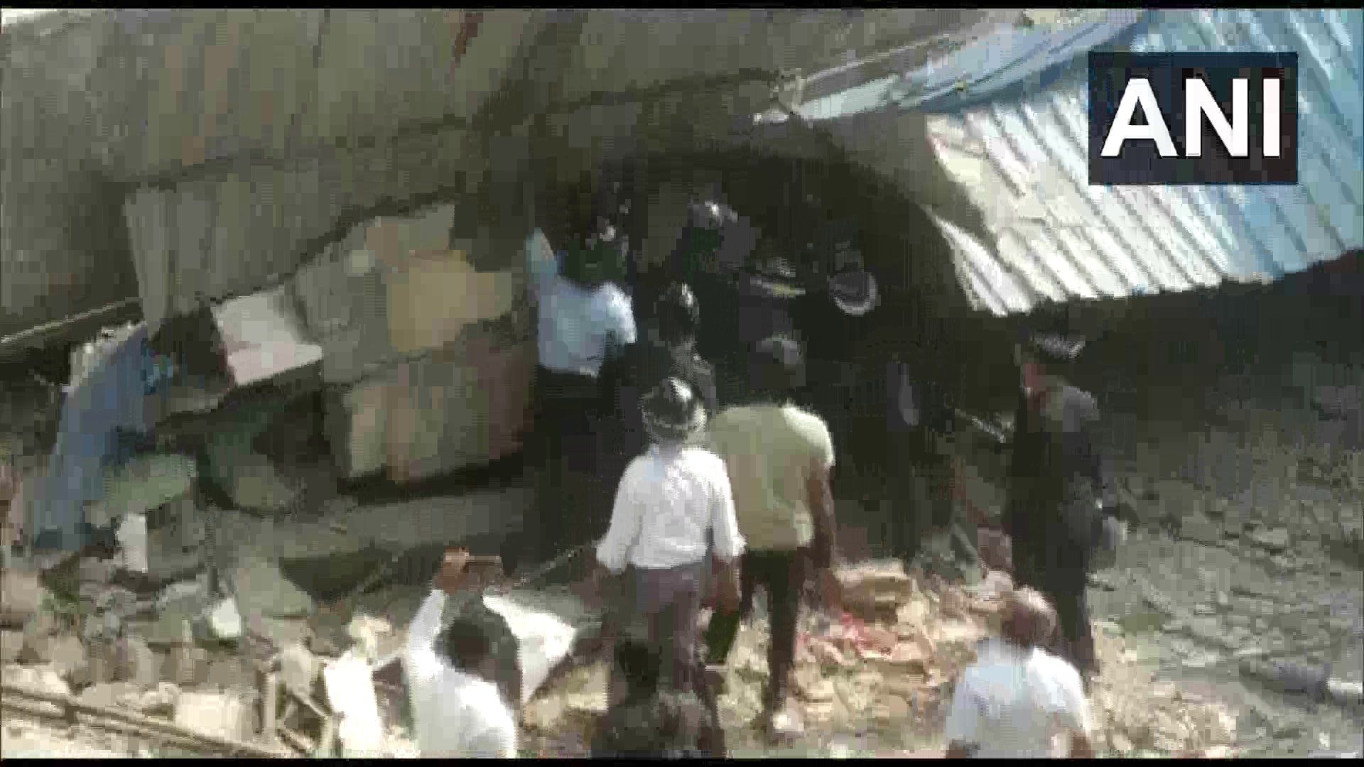 One dead, five injured in Thane building collapse