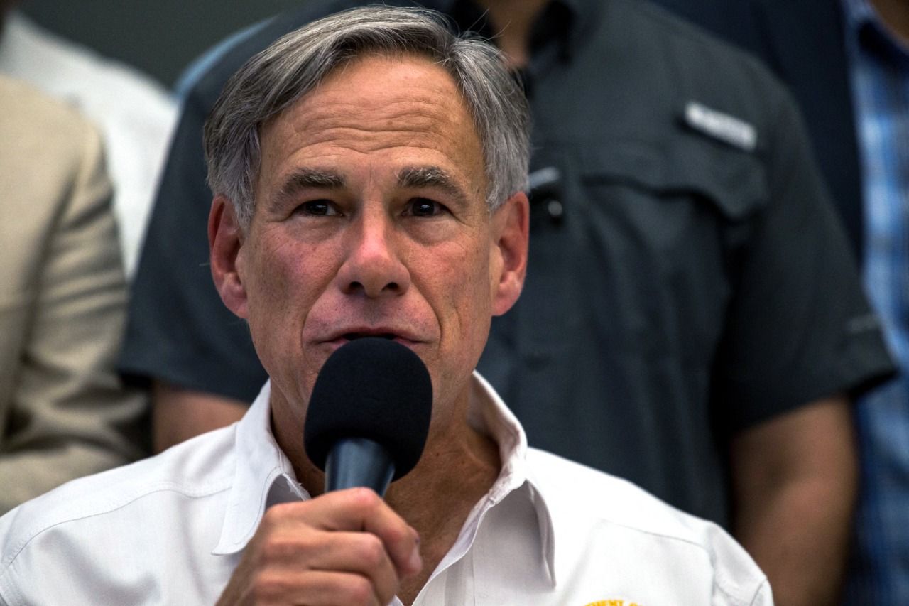 Gov. Greg Abbott issues executive order banning COVID vaccine mandate in Texas