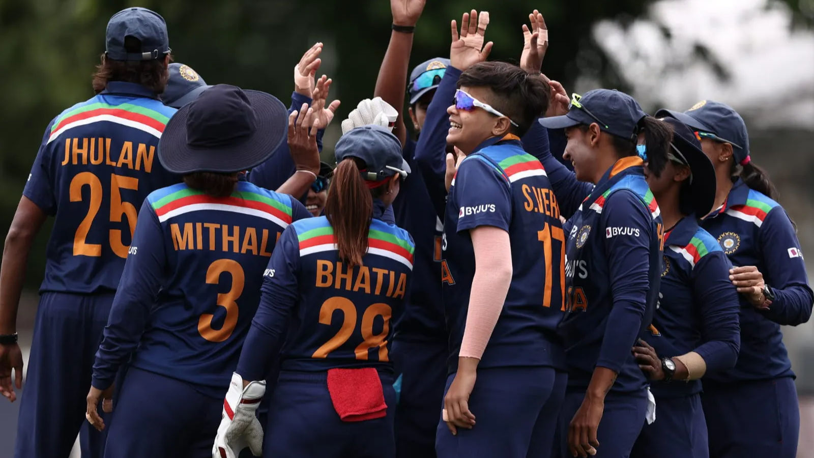 Australia eves extend ODI win streak to 26 as Mooney ton sinks India
