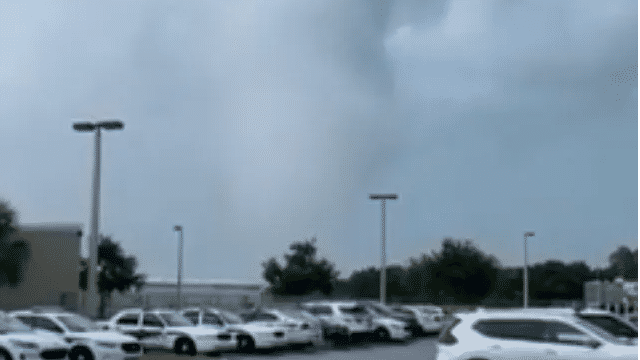 Possible tornado touches down in Florida’s New Smyrna Beach, police share video