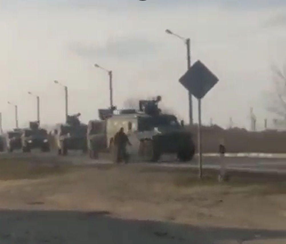 Watch: Ukrainian ‘Tank Man’ exudes valour, tries to halt Russian convoy