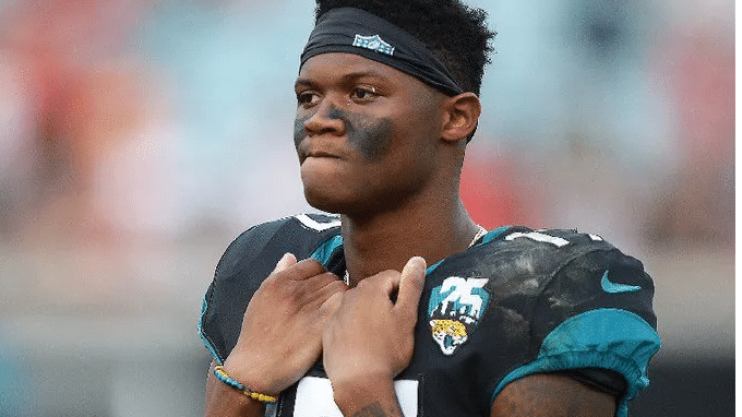 NFL: Jacksonville Jaguars WR DJ Chark carted off vs Cincinnati Bengals
